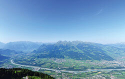 Handelskammerjournal-Liechtenstein-Adrian-Hasler